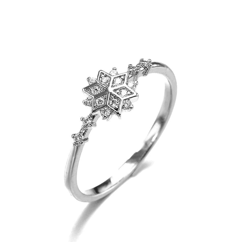 Prsten se sněhovou vločkou ze stříbra 925