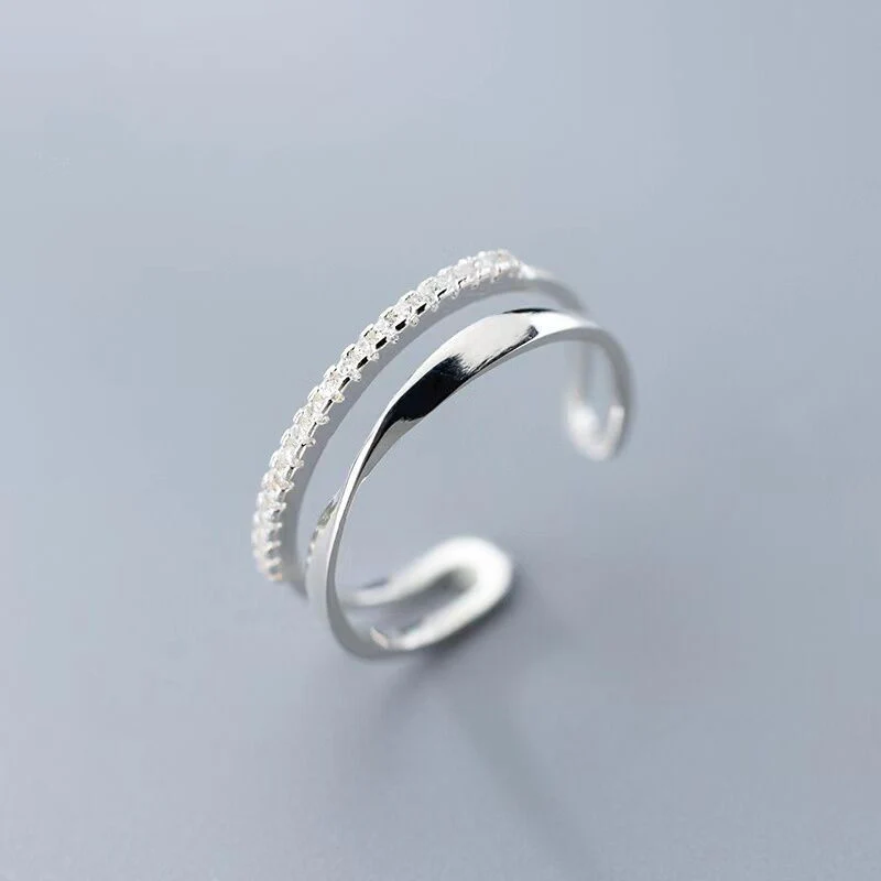 Anillo Ajustable de Circonitas en Plata